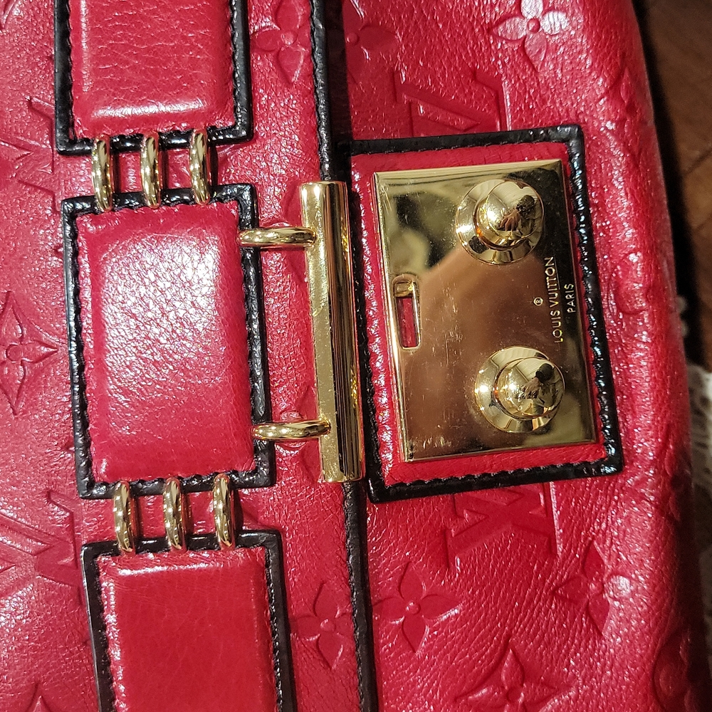 🎉SOLD🎉  🦄 ULTRA RARE 🦄 LV Maidia Rubel Red bag - Picture 11 of 16